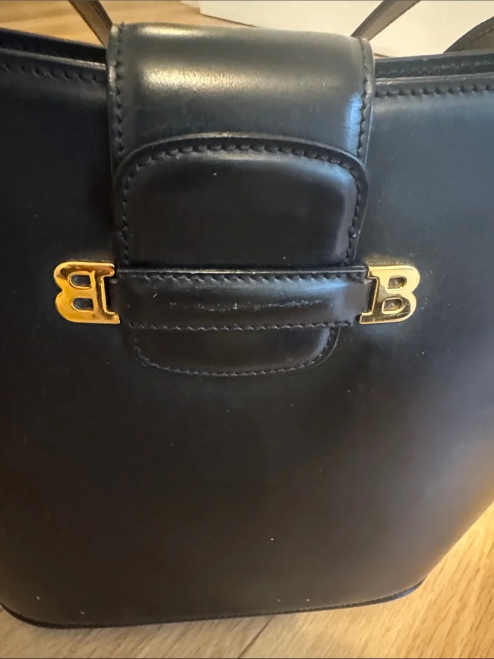 Bally all  Leather Vintage Shoulder Bag dark navy/ black gold. Unused